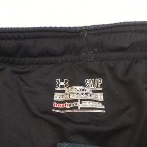 Under Armour Shorts - Under Armour Women's running shorts, small Under Armour Shorts - Under Armour Women's running shorts, small